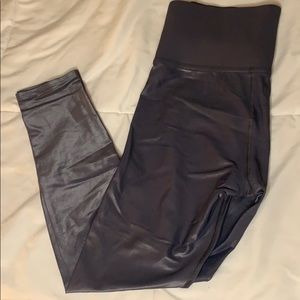 Carbon38 Takara Legging Gray